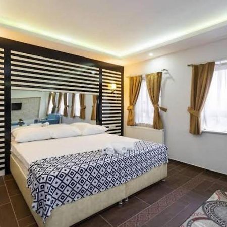 Gran Brn Hotel Taksim Истанбул Екстериор снимка