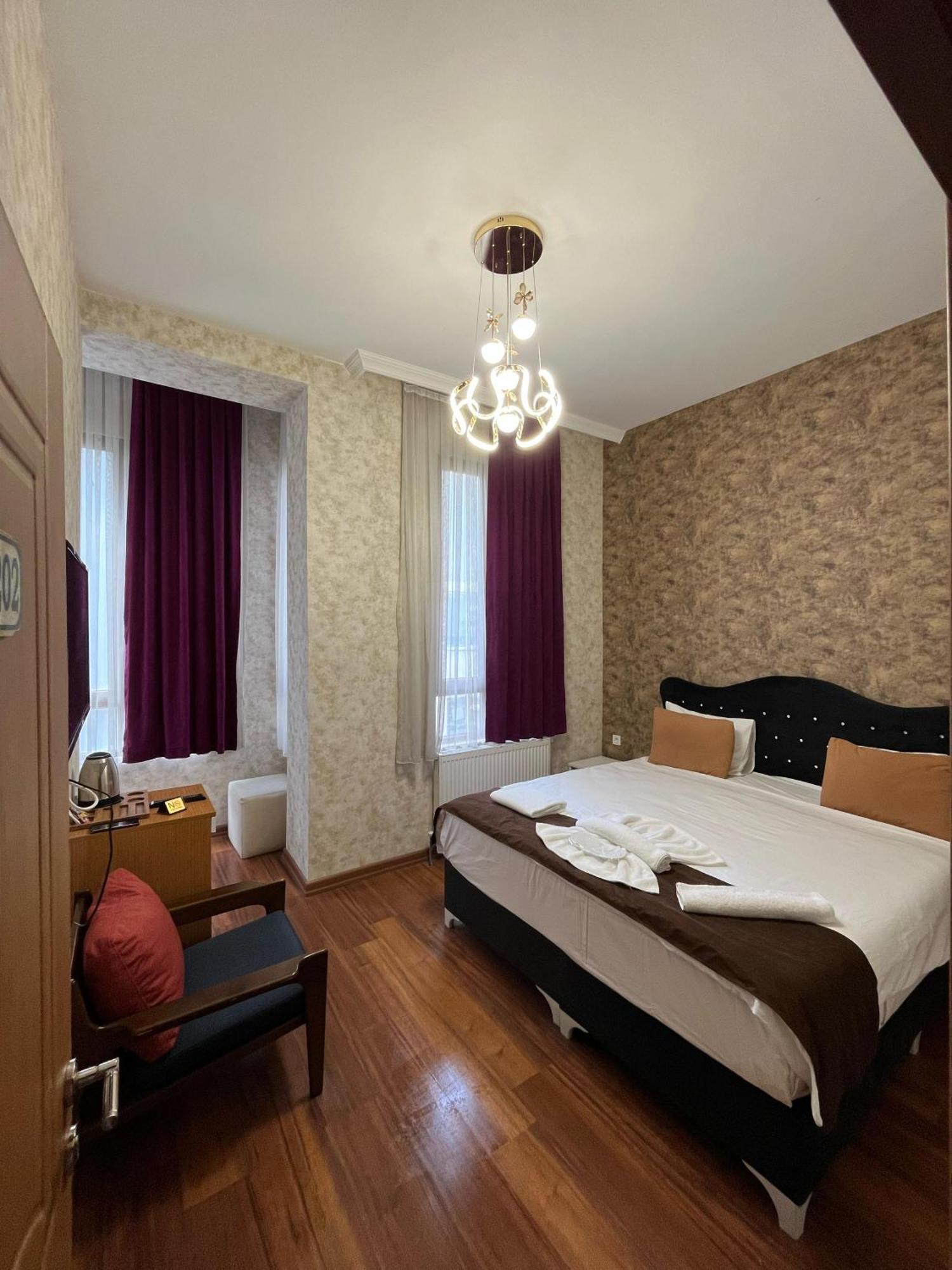 Gran Brn Hotel Taksim Истанбул Екстериор снимка
