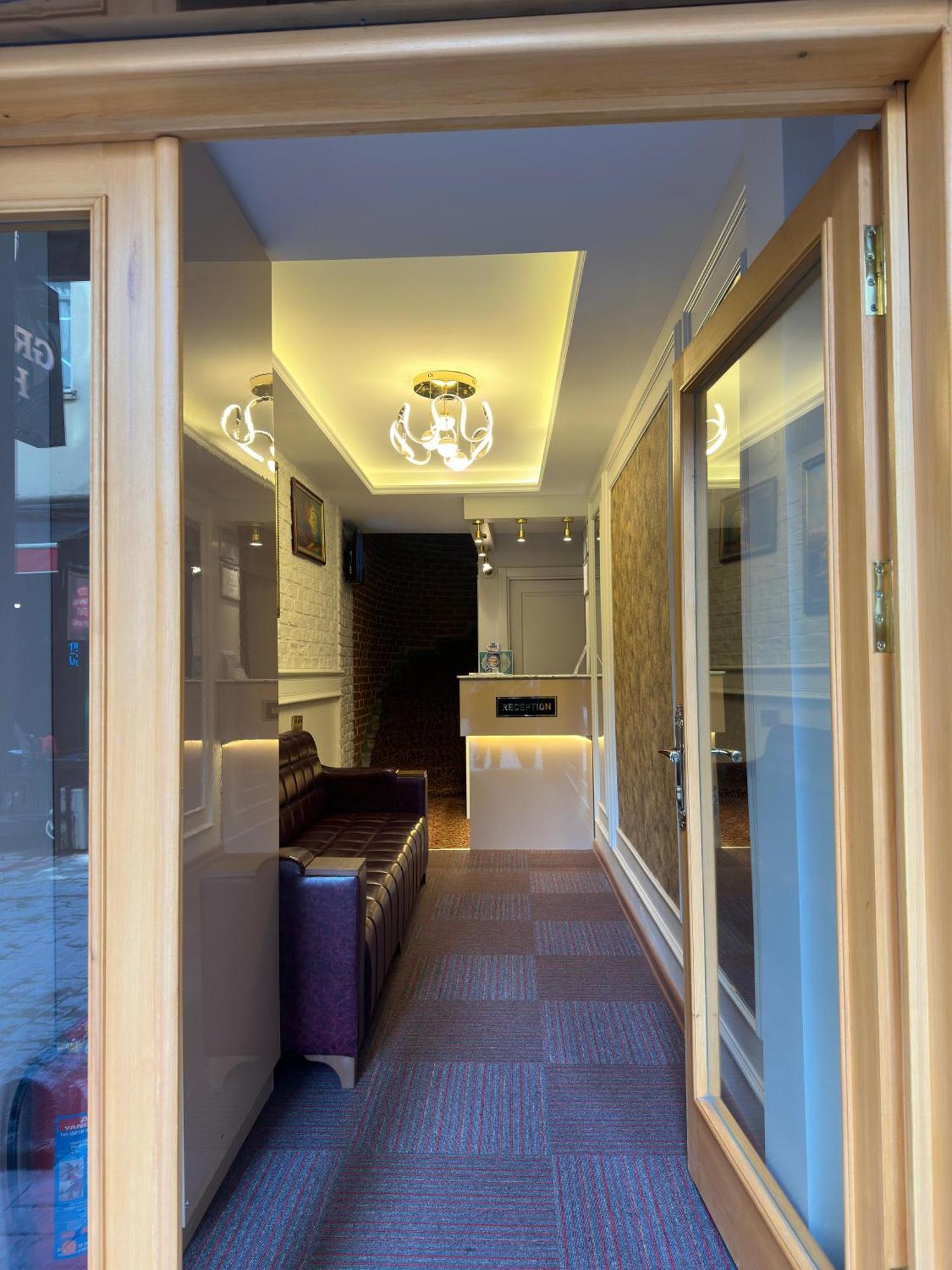Gran Brn Hotel Taksim Истанбул Екстериор снимка